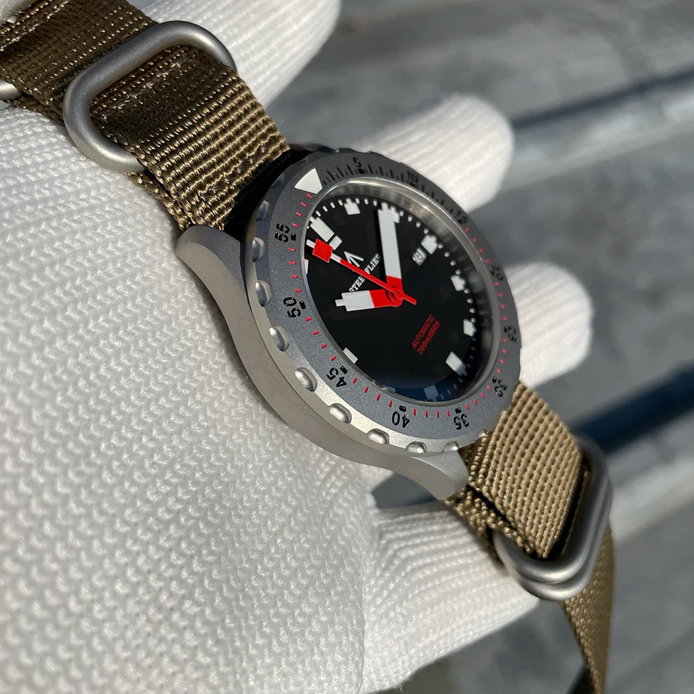 vastara sapphire steelflier official sf752 watch 20 - classic unisex timepiece with stainless steel (USA)