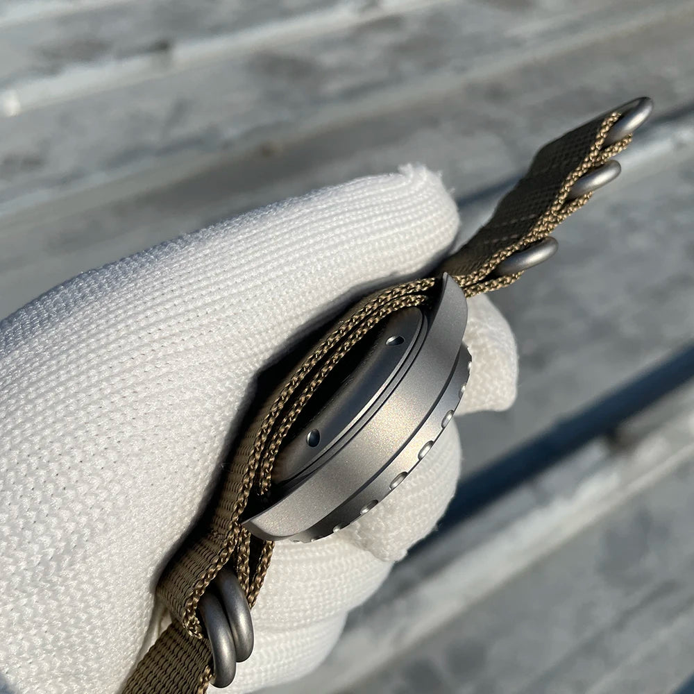 vastara sapphire steelflier official sf752 watch 22 - classic unisex timepiece with stainless steel (USA)