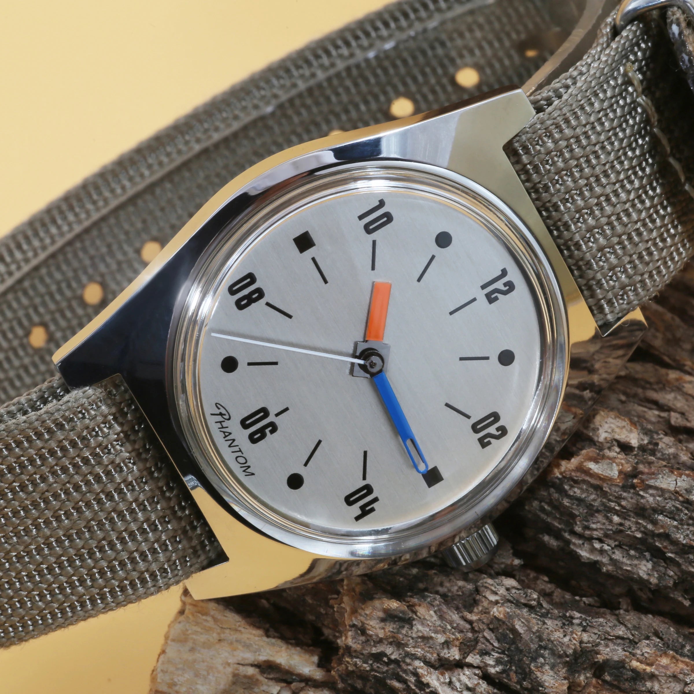 vastara 7120 hand wind 36mm retro business watch detail - reliable movement, stainless steel, waterproof business design