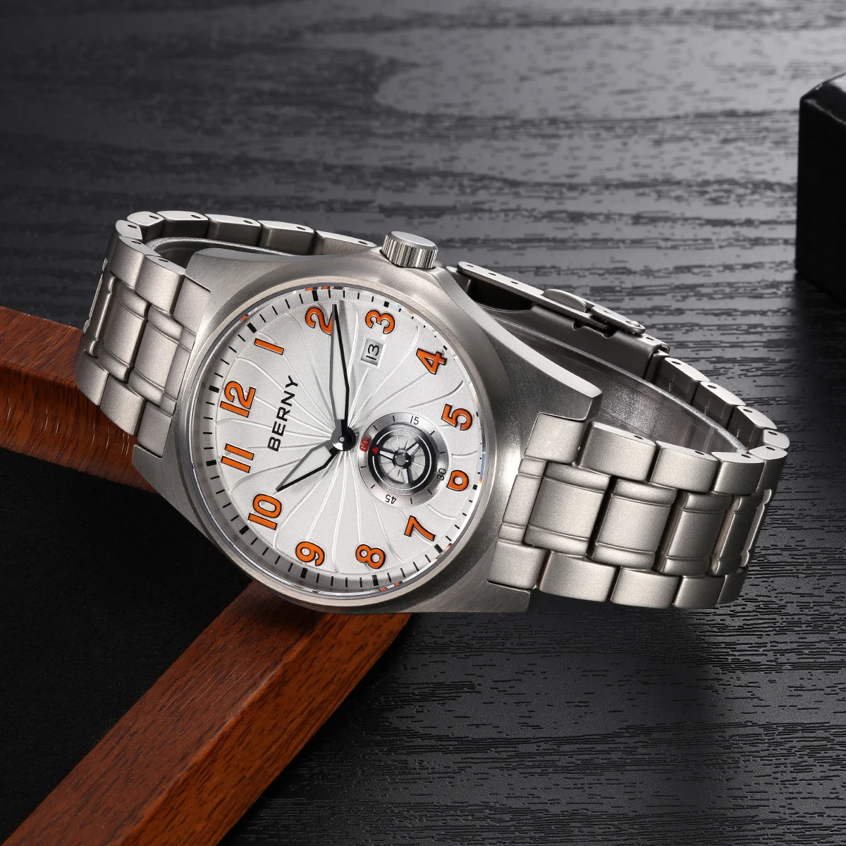 vastara berny full titanium super luminous with sapphire st1731 watch 29 - classic unisex timepiece with stainless steel