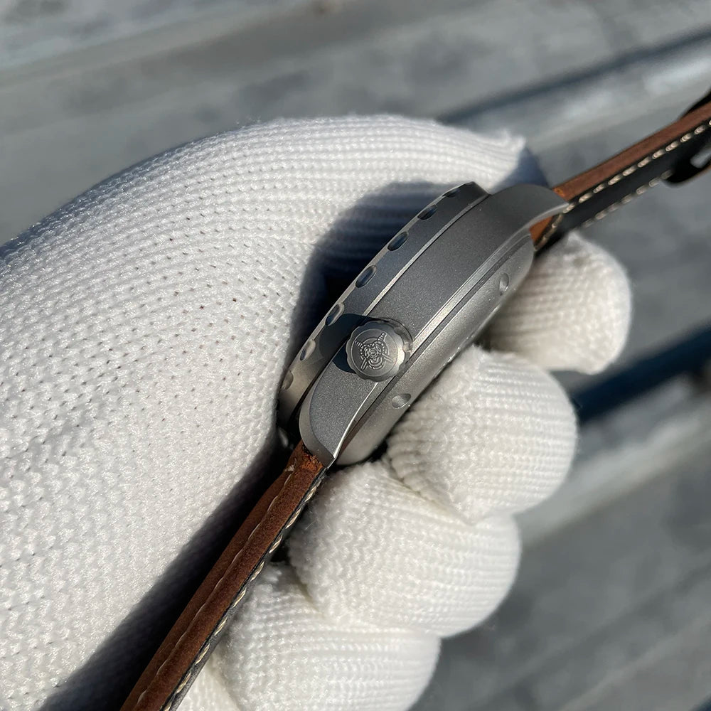 vastara sapphire steelflier official sf752 watch 29 - classic unisex timepiece with stainless steel (USA)