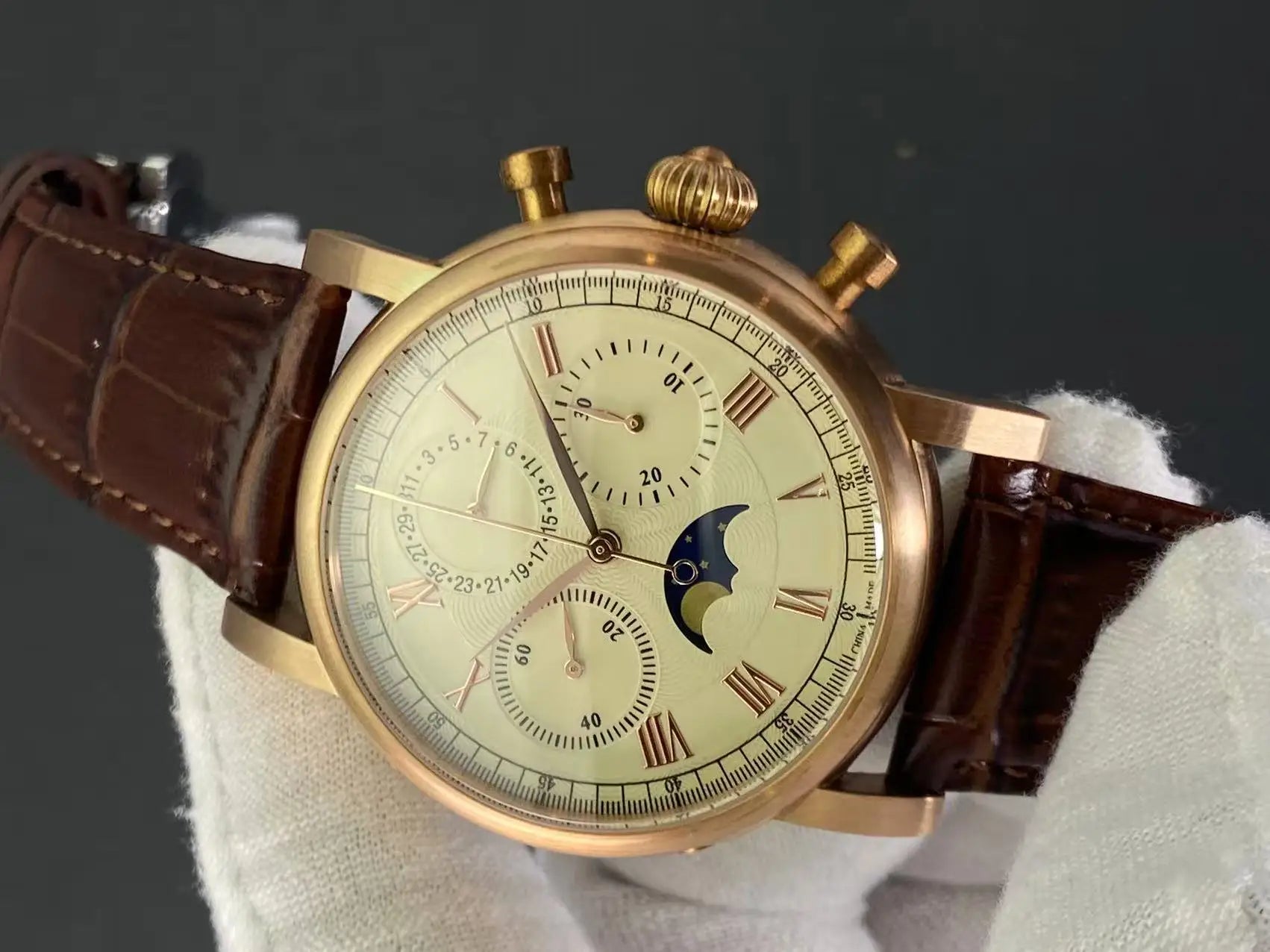 vastara sapphire retro bronze shell moon phase s - genuine leather design watch 16 - classic unisex timepiece with stainless