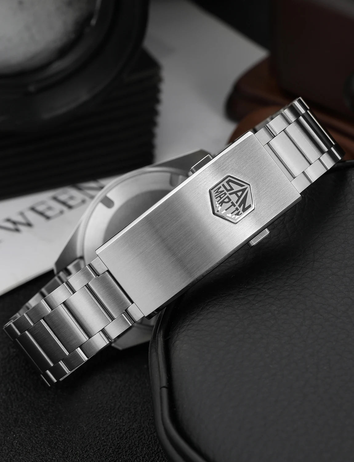 San Martin SNW V Men Watch NH Movement Sapphire - Product Image 4