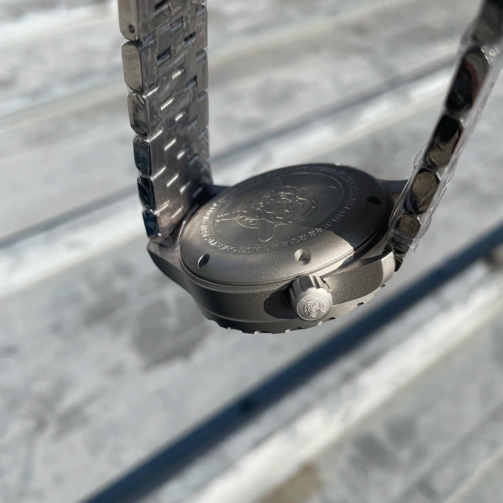 vastara sapphire steelflier official sf752 watch 15 - classic unisex timepiece with stainless steel (USA)