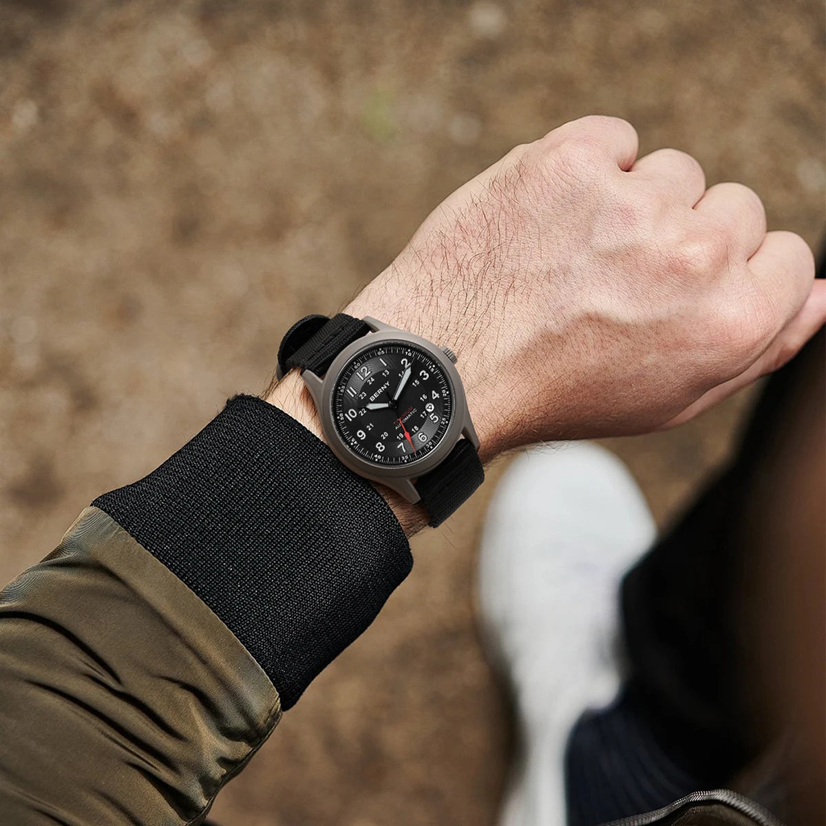 vastara berny full titanium es for sapphire super luminous field pilot date sports easy read watch 28 - sports unisex