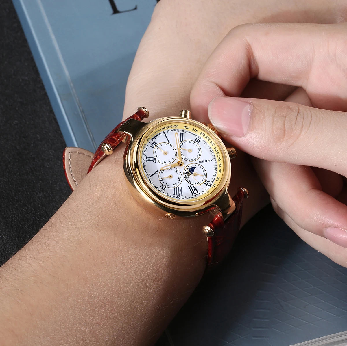 vastara retro for sun moon phase: genuine leather genuine leather watch 13 - classic unisex timepiece with stainless steel