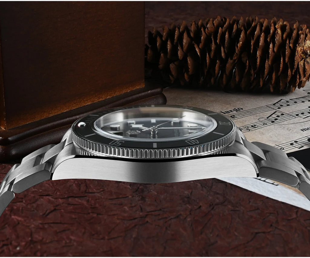 San Martin mm Retro Luxury Diver Watch NH - Product Image 17