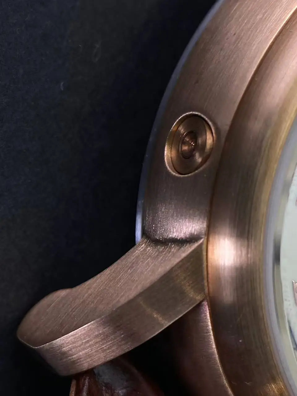 vastara sapphire retro bronze shell moon phase s - genuine leather design watch 12 - classic unisex timepiece with stainless